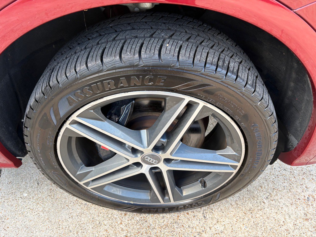 2018 Audi Q5 Image 33