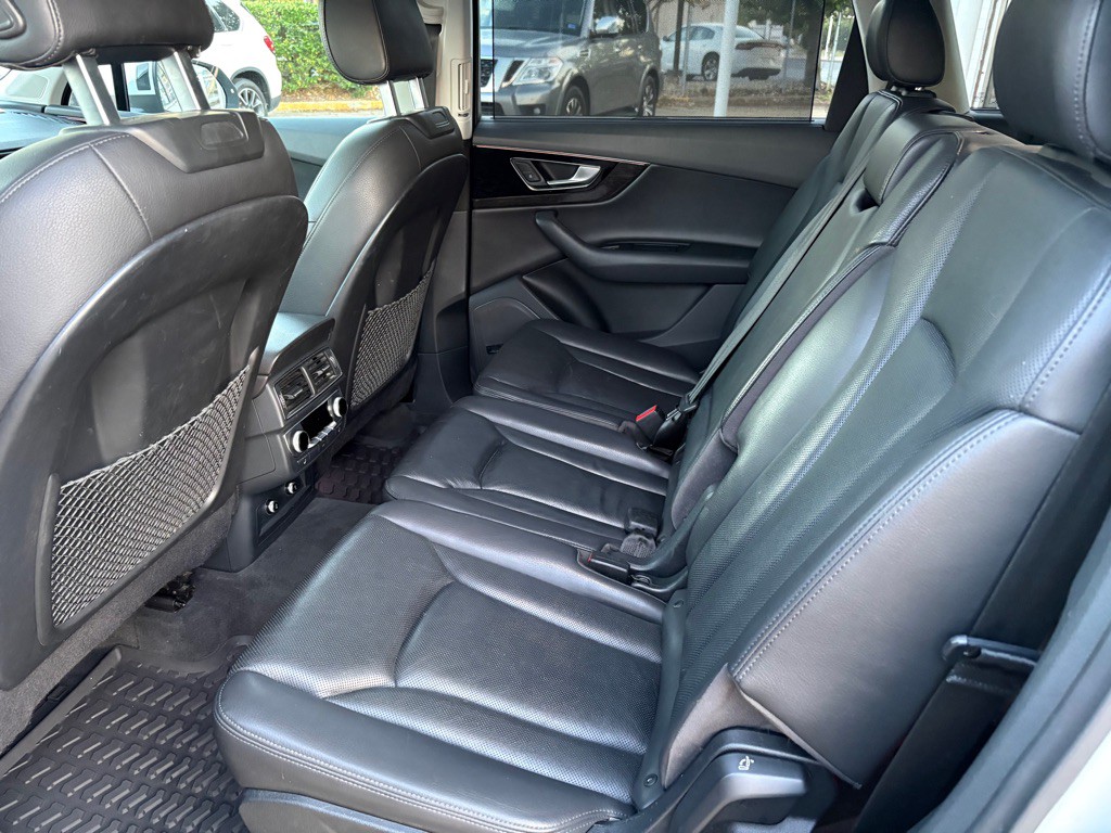 2019 Audi Q7 Image 11