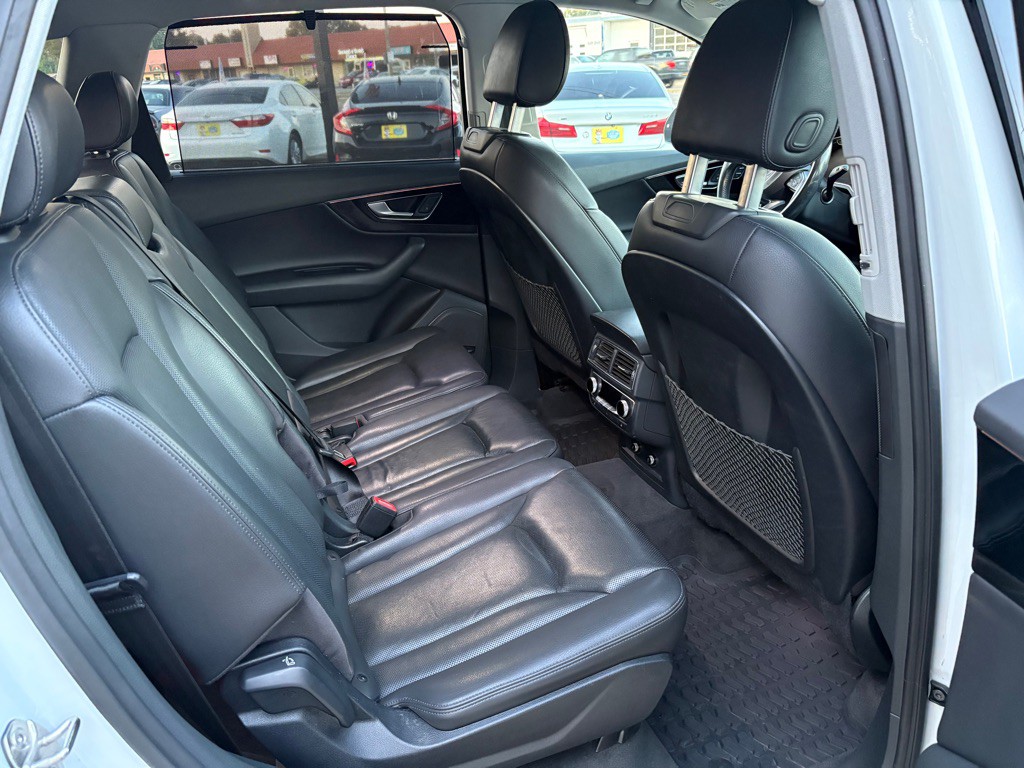 2019 Audi Q7 Image 13