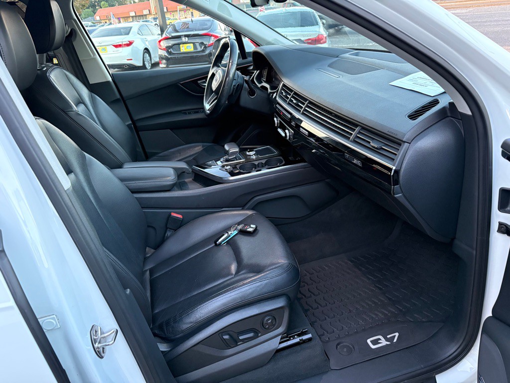 2019 Audi Q7 Image 14