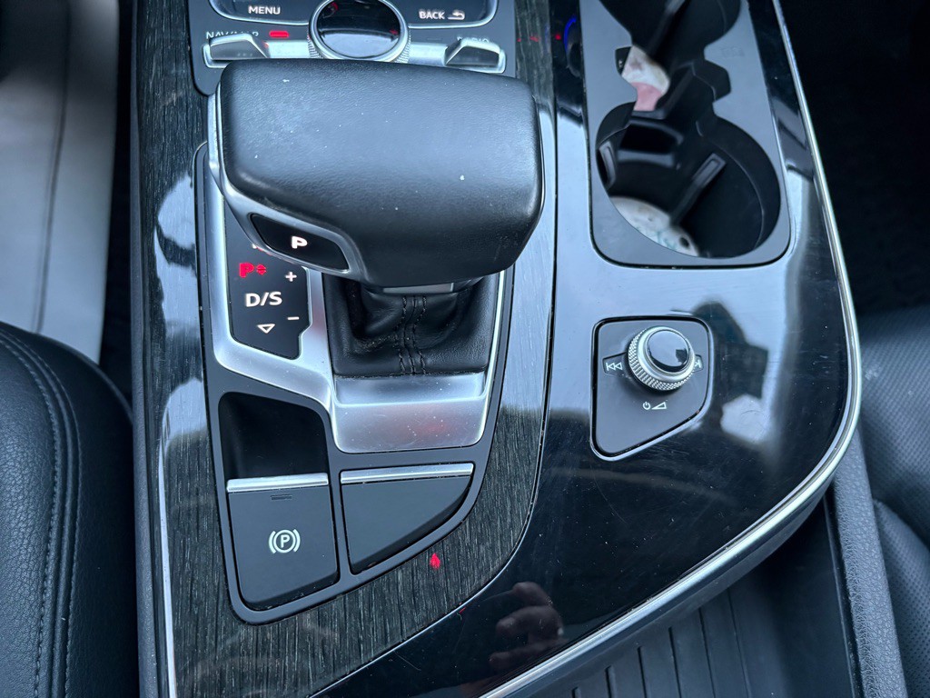 2019 Audi Q7 Image 27
