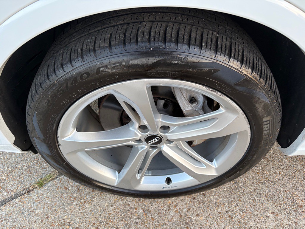 2019 Audi Q7 Image 30