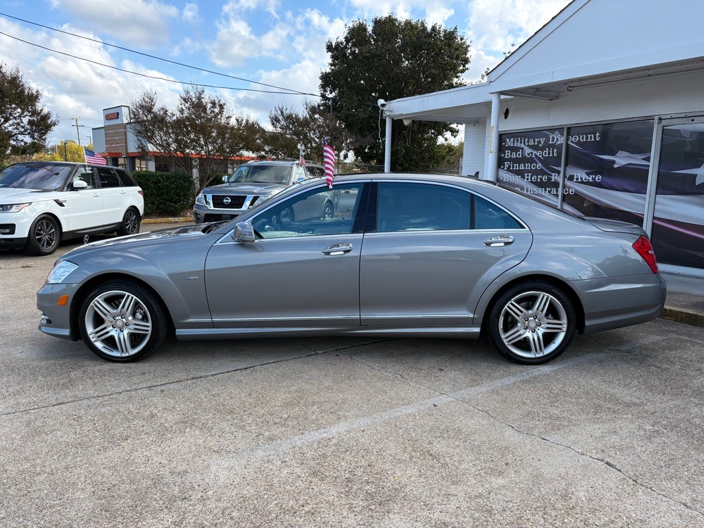 2012 Mercedes-Benz S-Class Image 3
