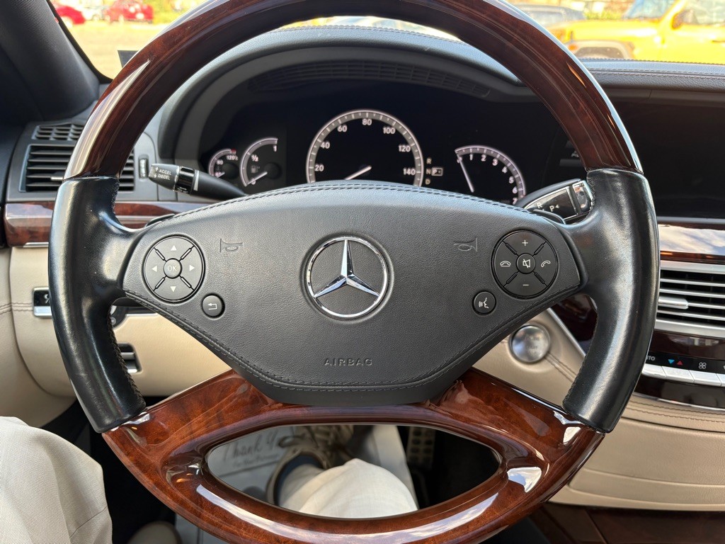 2012 Mercedes-Benz S-Class Image 19