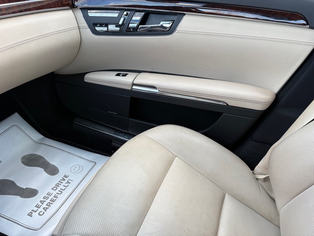 2012 Mercedes-Benz S-Class Image 27