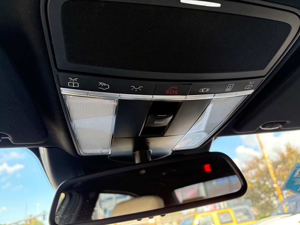 2012 Mercedes-Benz S-Class Image 28