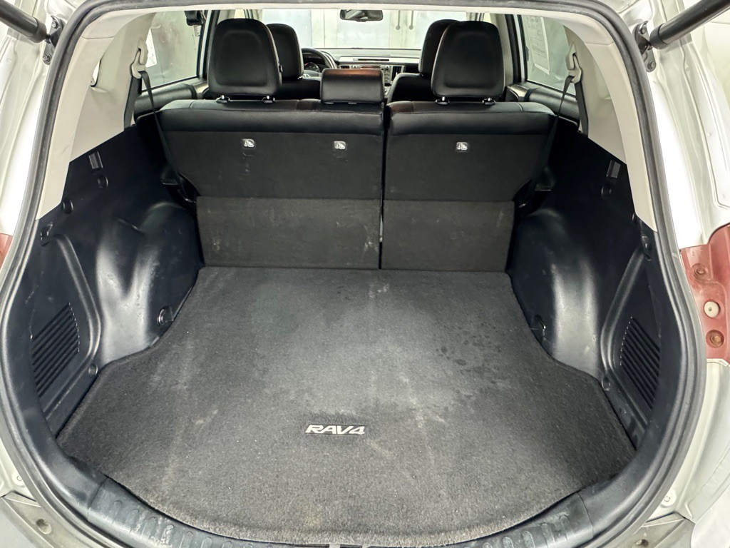 2013 Toyota Rav4 Image 9