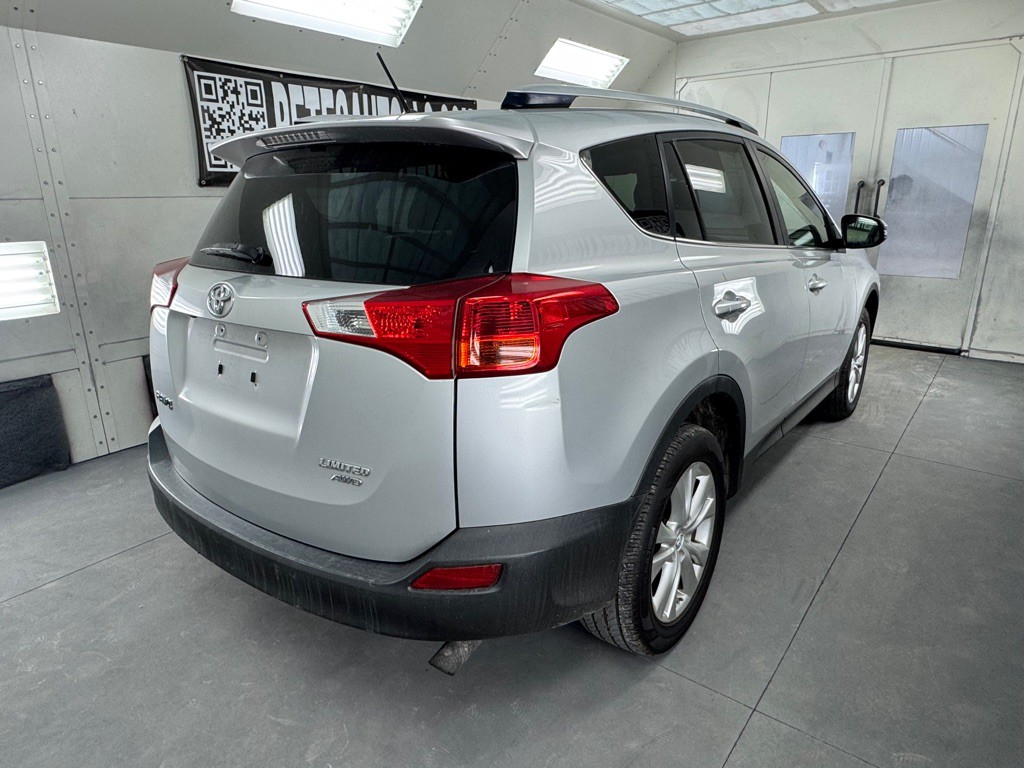 2013 Toyota Rav4 Image 4