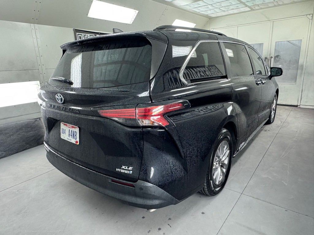 2021 Toyota Sienna Image 4