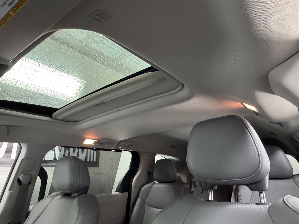 2021 Toyota Sienna Image 13