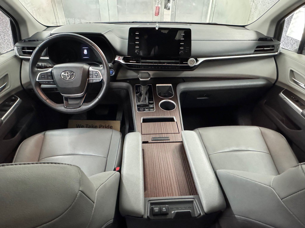2021 Toyota Sienna Image 16