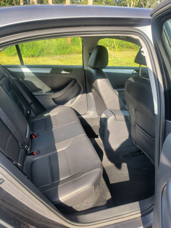 2014 Volkswagen Jetta Image 10