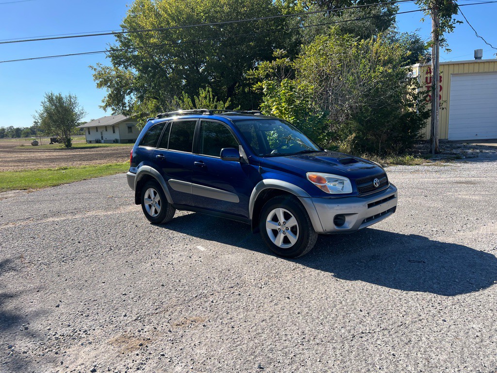 2004 Toyota Rav4 Image 2