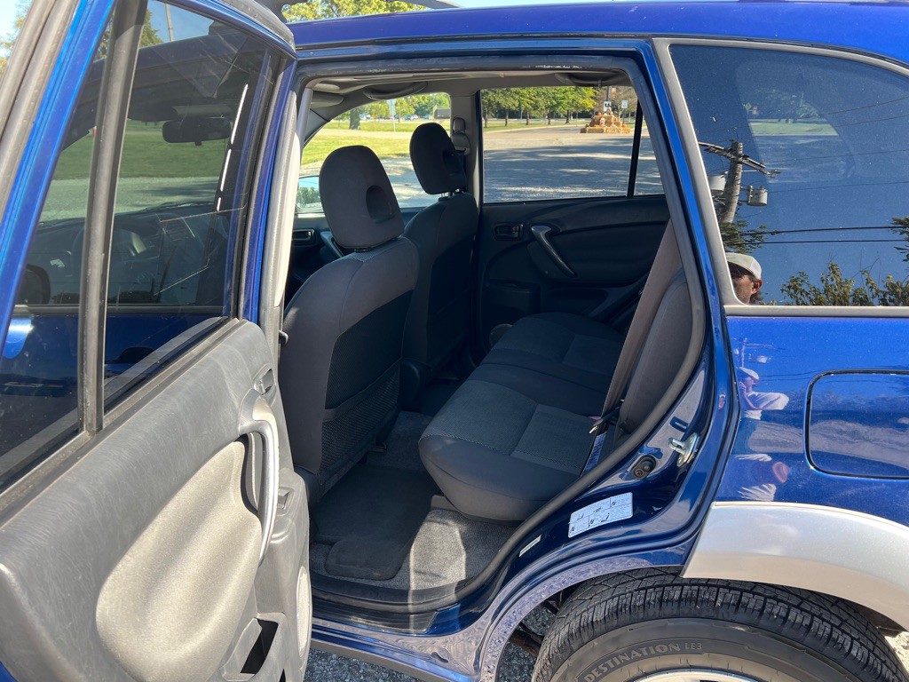 2004 Toyota Rav4 Image 5