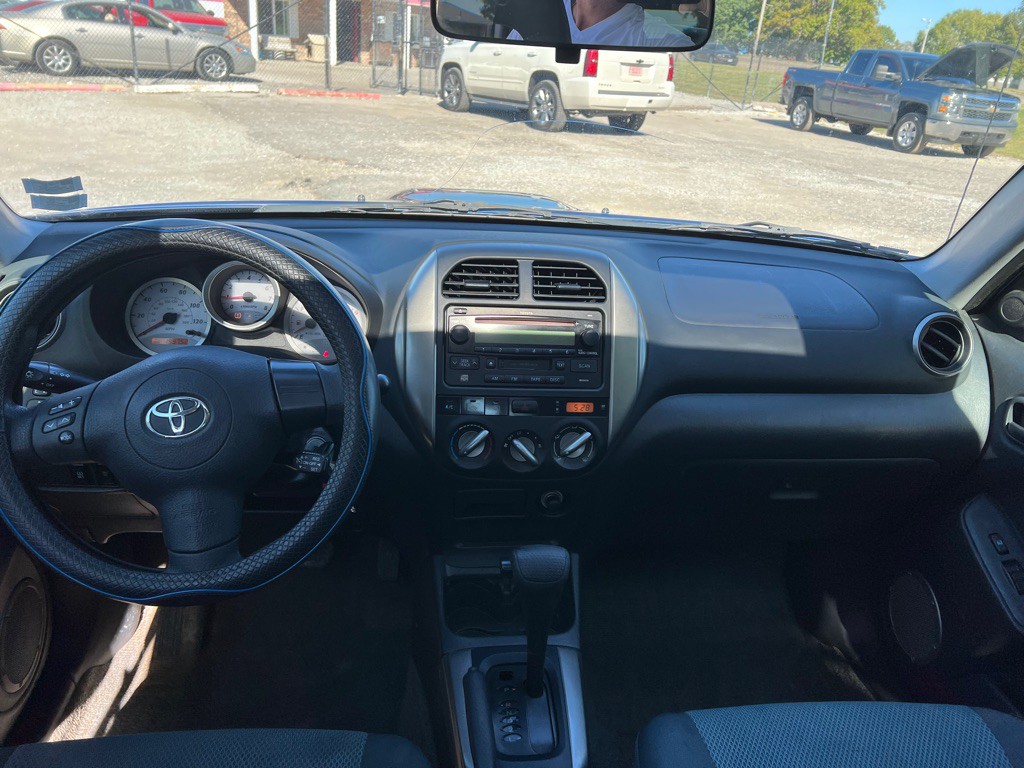 2004 Toyota Rav4 Image 6