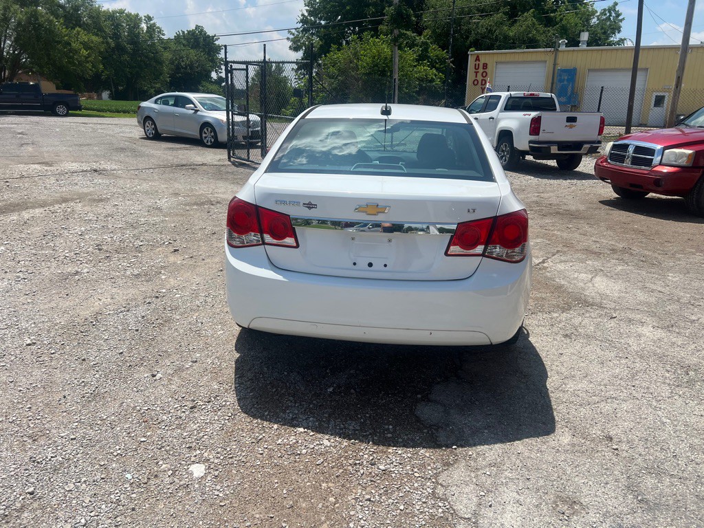 2015 Chevrolet Cruze Image 3