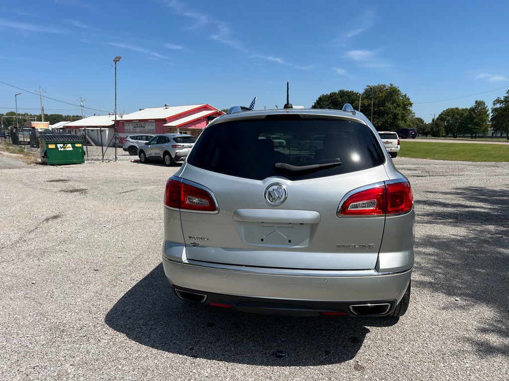 2016 Buick Enclave Image 3