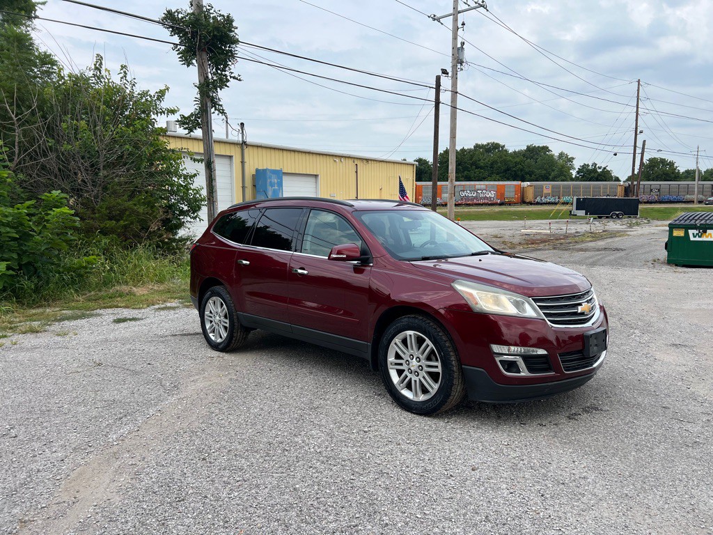 2015 Chevrolet Traverse Image 2