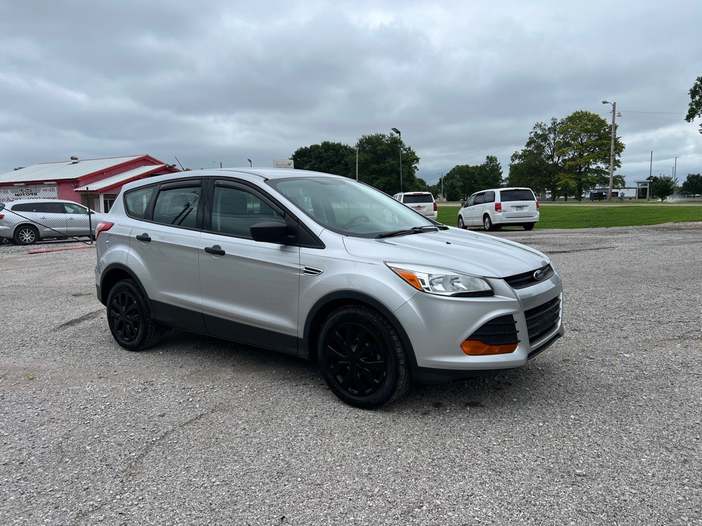 2015 Ford Escape Image 2