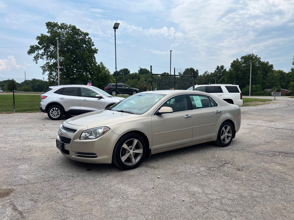 2012 Chevrolet Malibu Image 1