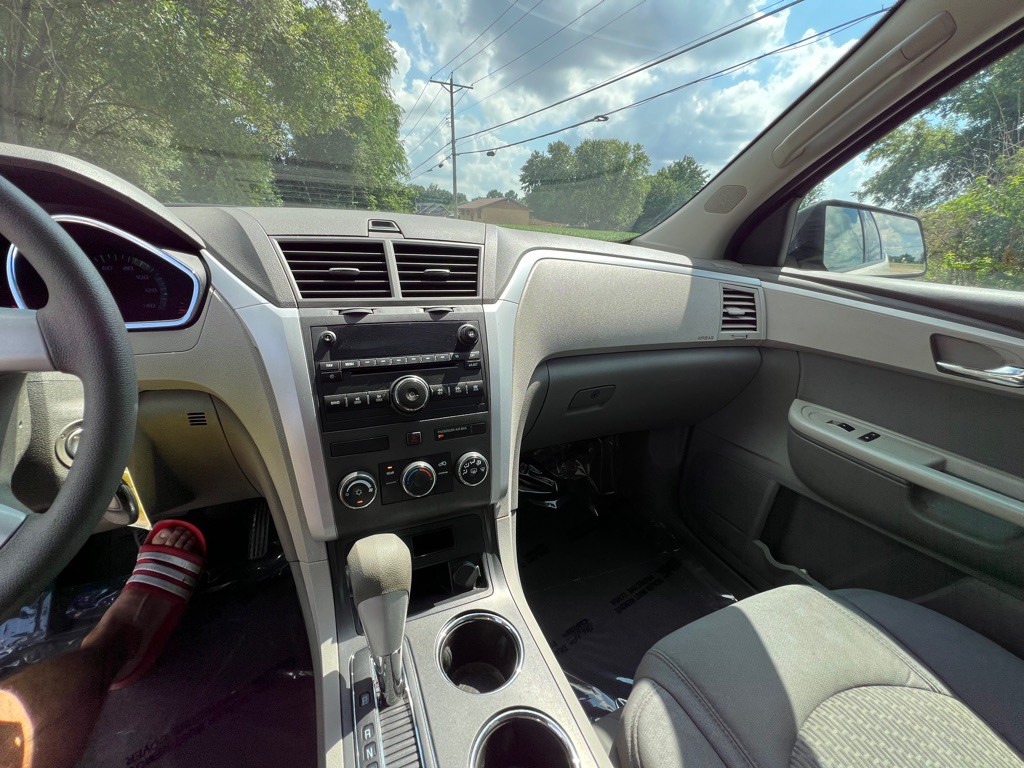 2012 Chevrolet Traverse Image 17