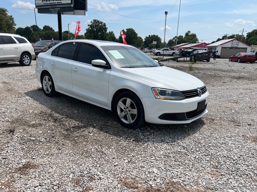 2014 Volkswagen Jetta Image 2