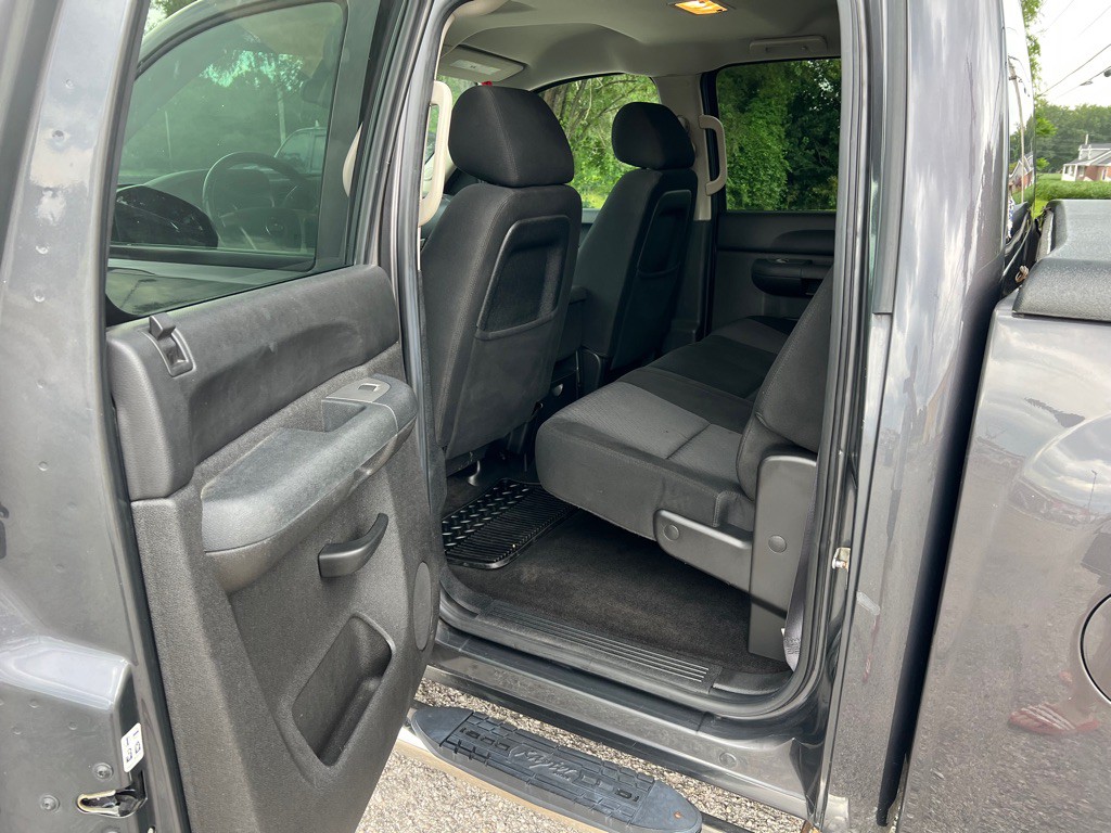 2011 Chevrolet Silverado 1500 Image 6