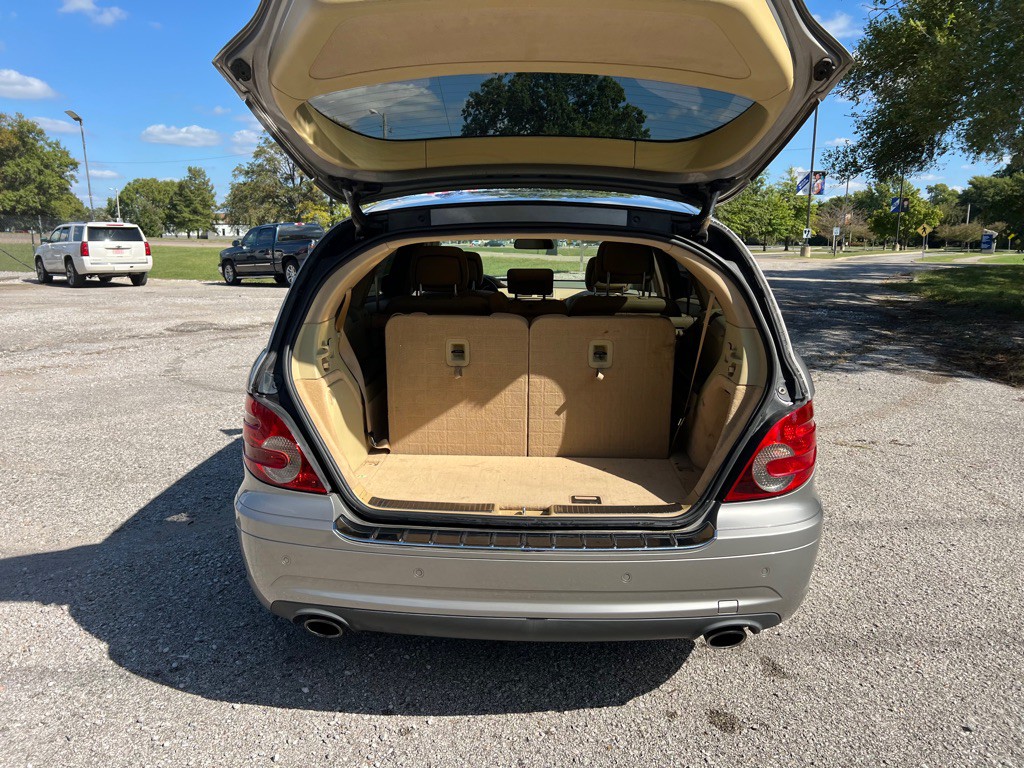 2008 Mercedes-Benz R-Class Image 4
