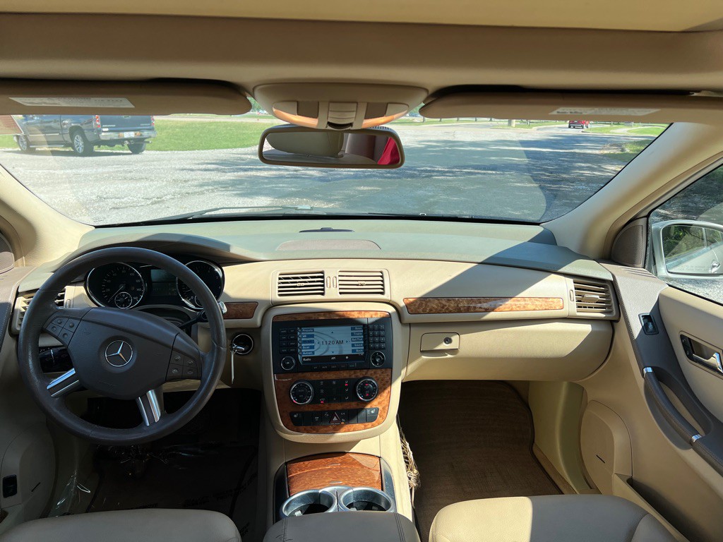 2008 Mercedes-Benz R-Class Image 6