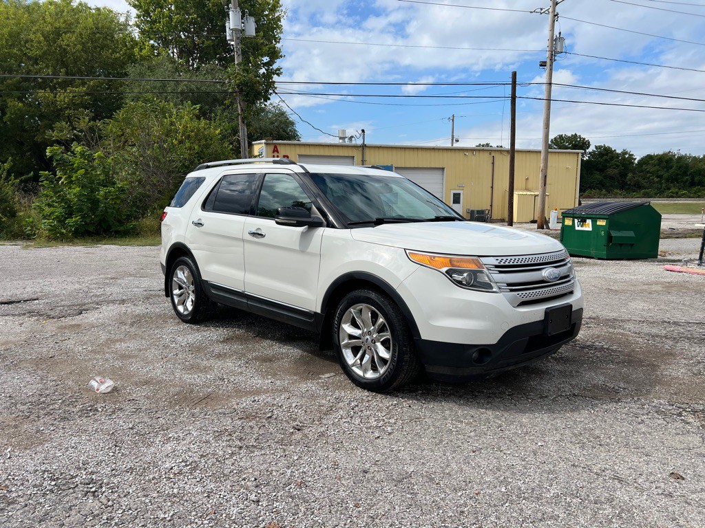 2012 Ford Explorer Image 2