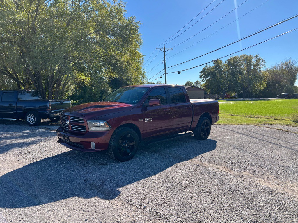 2016 RAM 1500 Image 2
