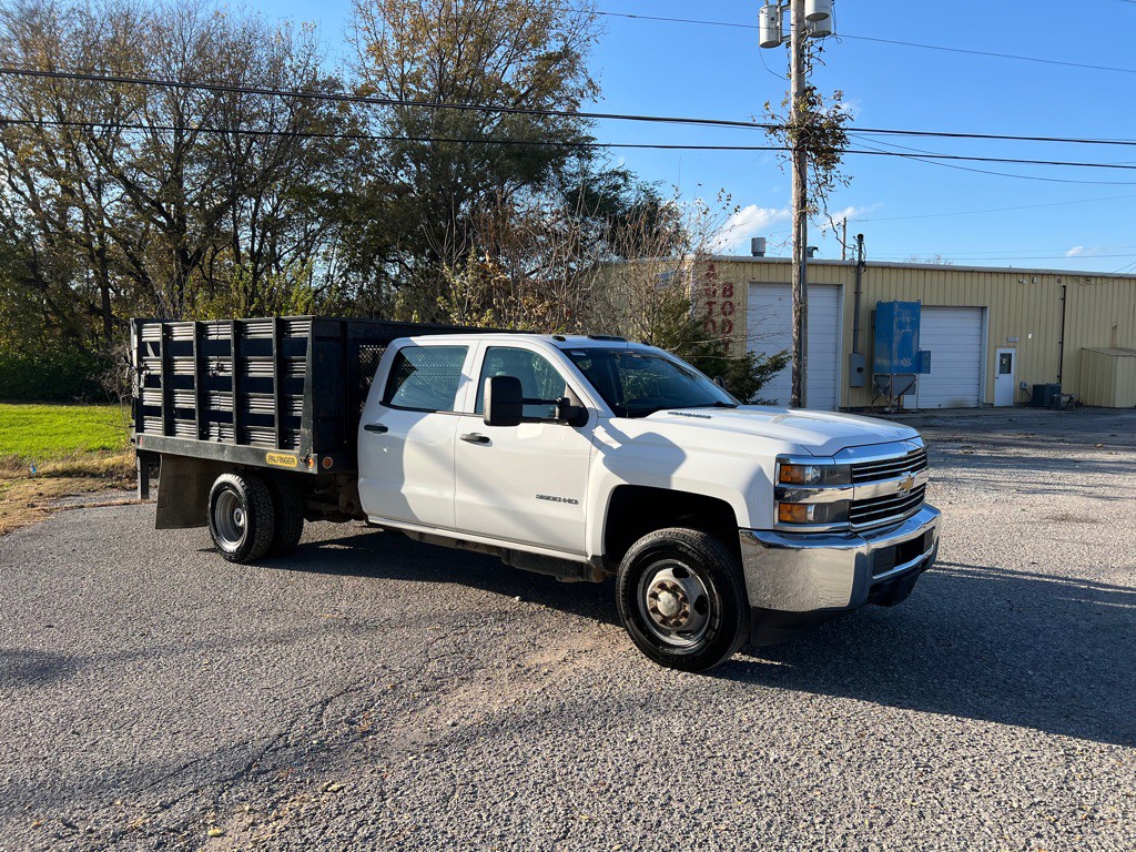 2015 Chevrolet Silverado 1500 Image 2