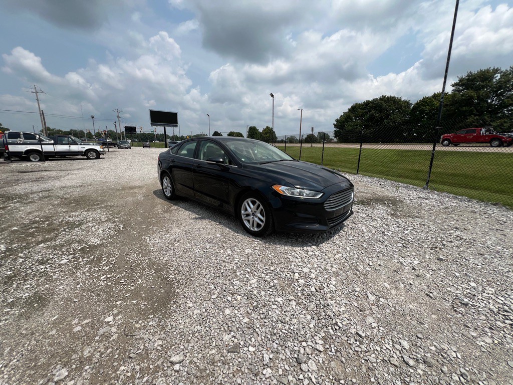 2014 Ford Fusion Image 2