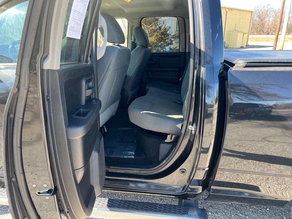 2015 RAM 1500 Image 6