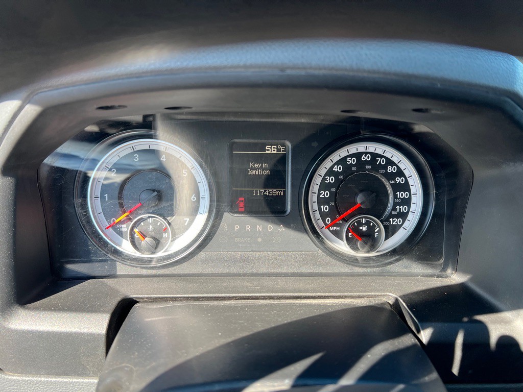 2015 RAM 1500 Image 9