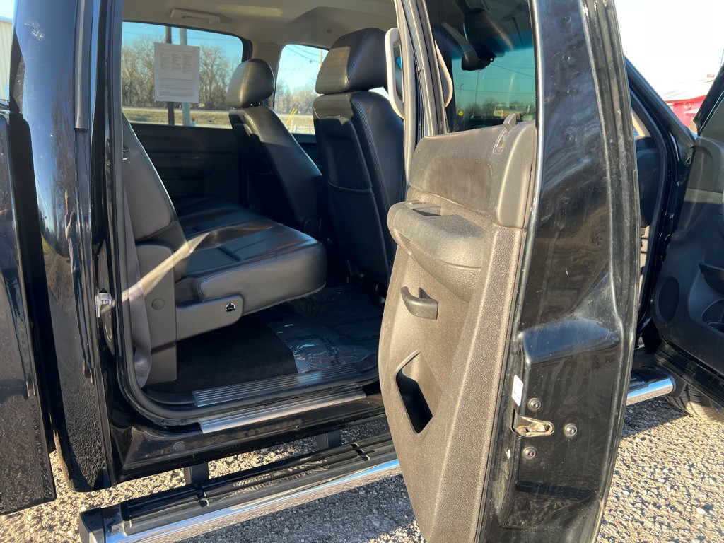 2011 Chevrolet Silverado 1500 Image 4