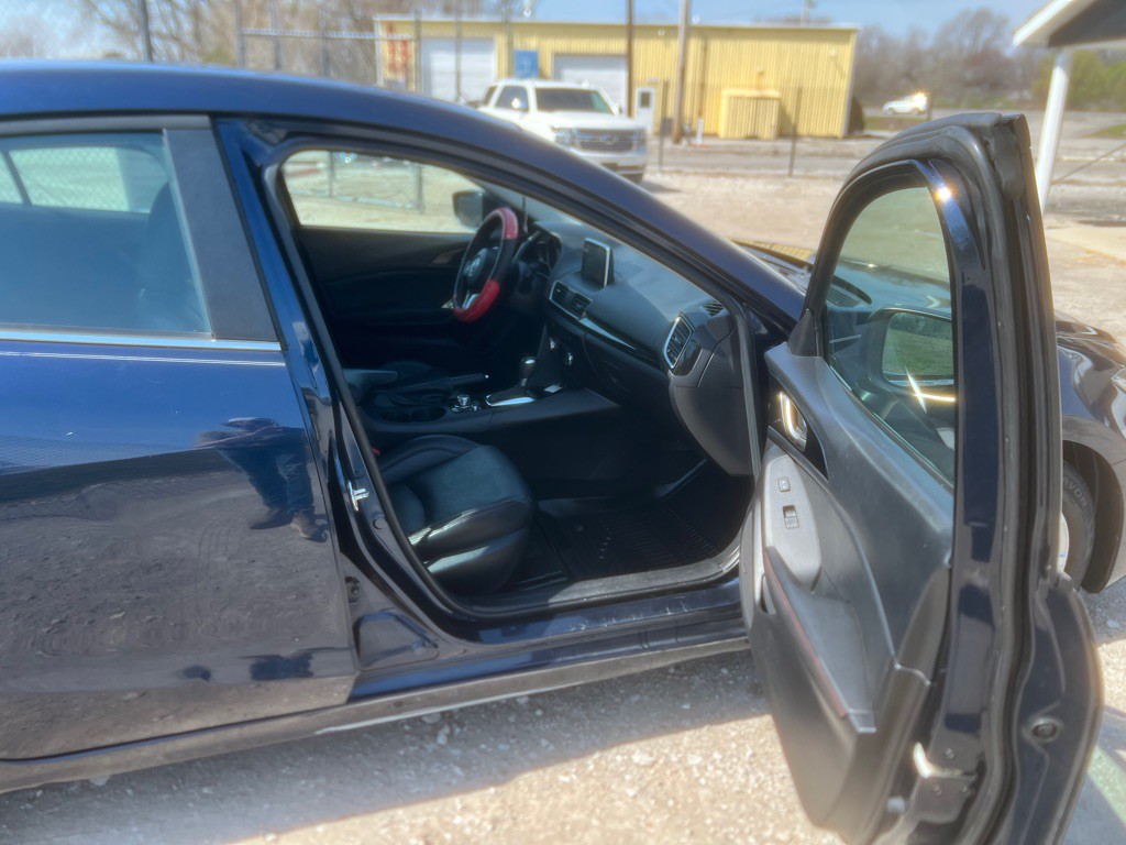 2015 Mazda Mazda3 Image 3