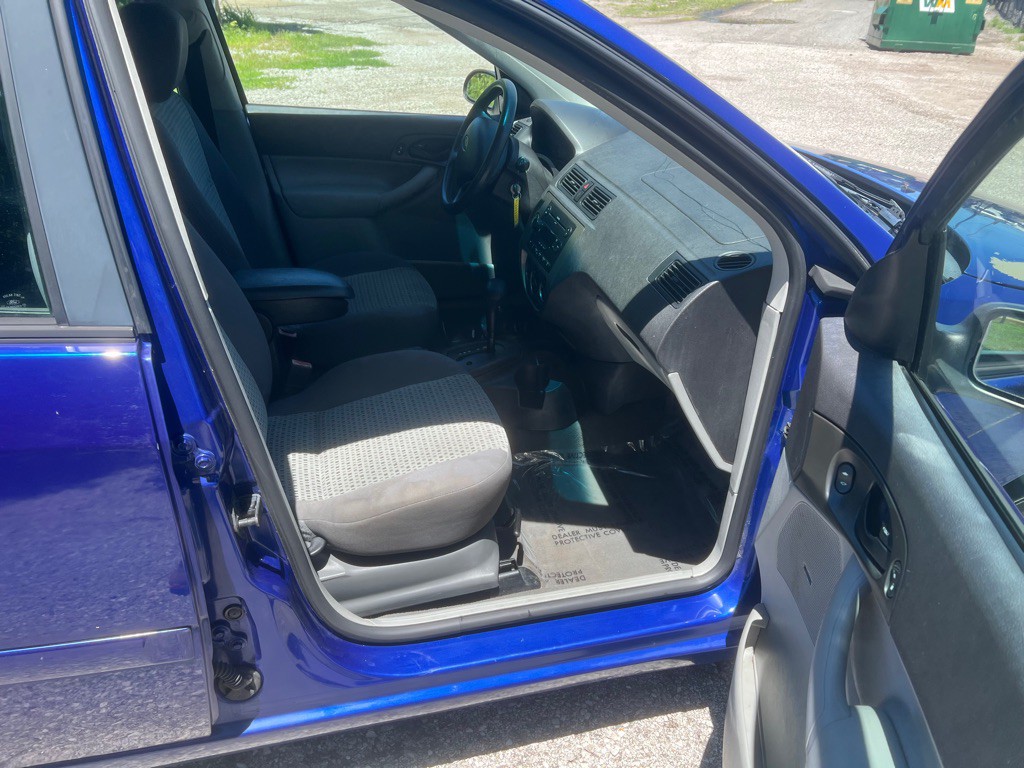 2006 Ford Focus Image 3