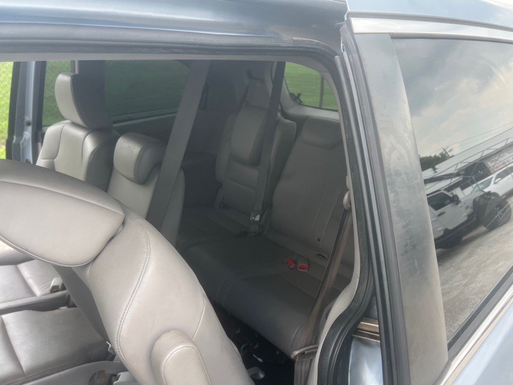 2013 Honda Odyssey Image 4
