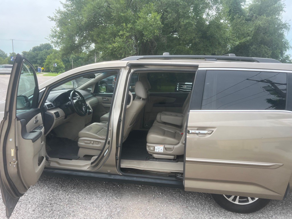 2013 Honda Odyssey Image 7