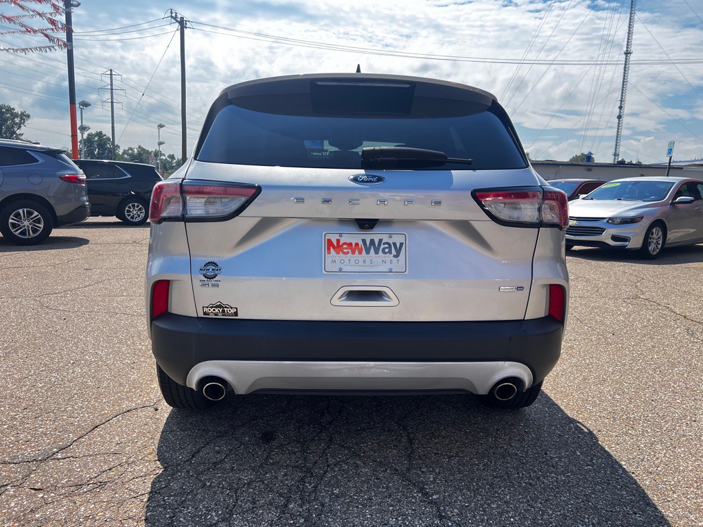2020 Ford Escape Image 7