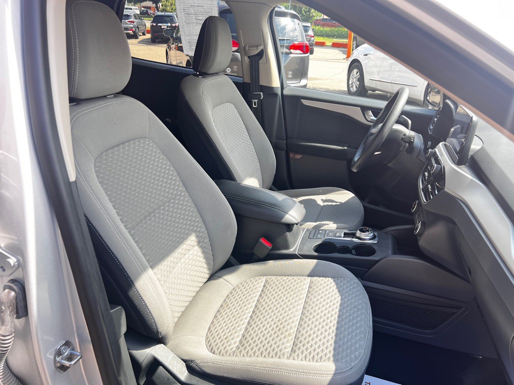 2020 Ford Escape Image 12