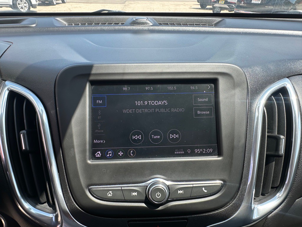 2020 Chevrolet Equinox Image 12