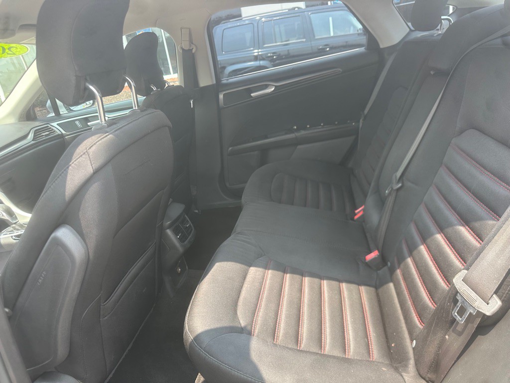 2014 Ford Fusion Image 11