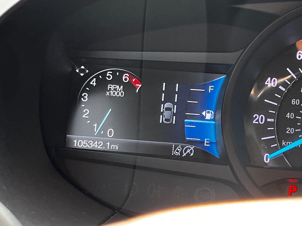 2019 Ford Edge Image 18