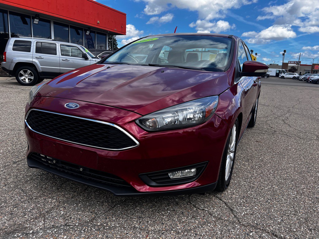 2016 Ford Focus Image 1