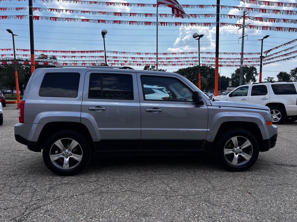 2017 Jeep Patriot Image 4