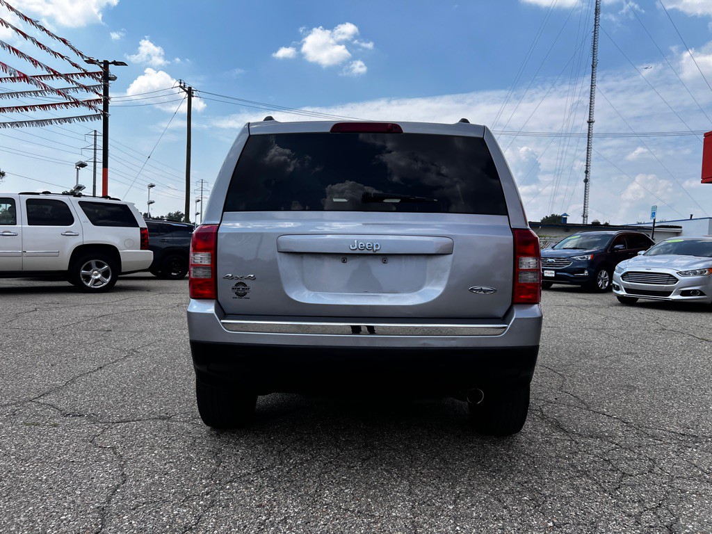 2017 Jeep Patriot Image 6