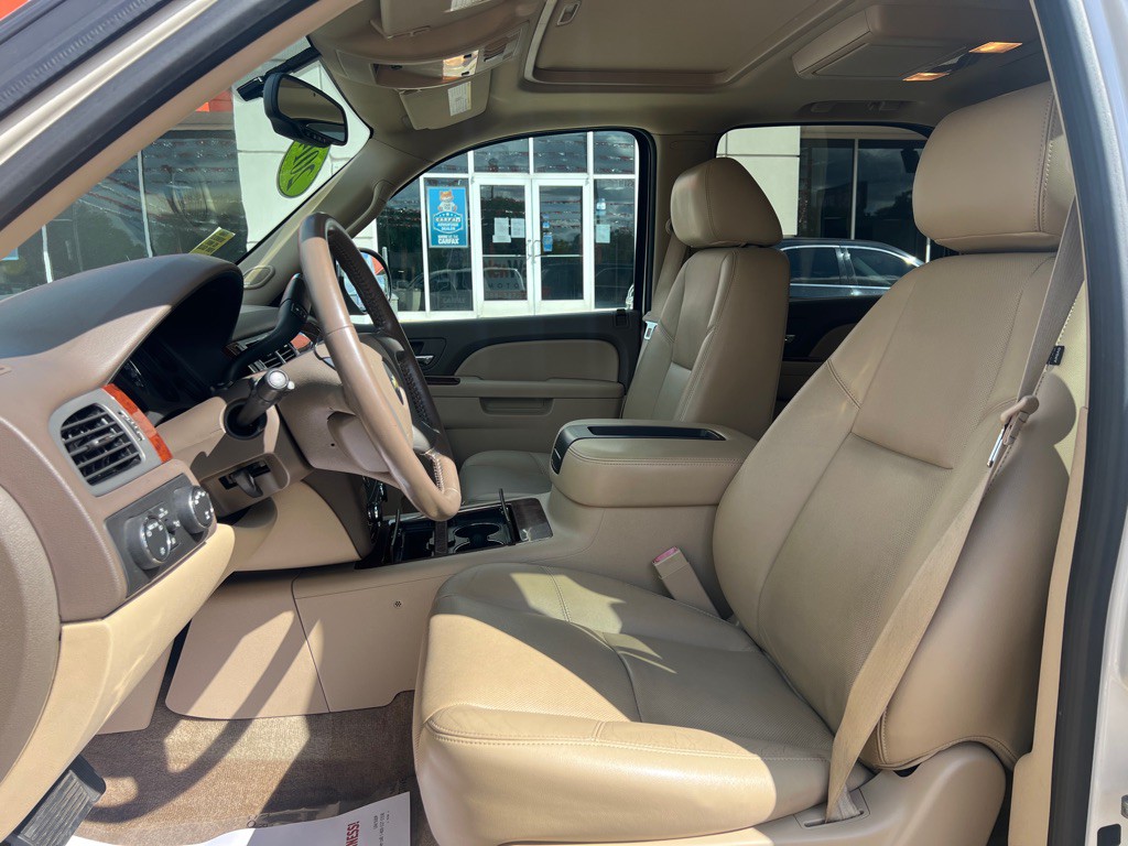2014 Chevrolet Tahoe Image 9