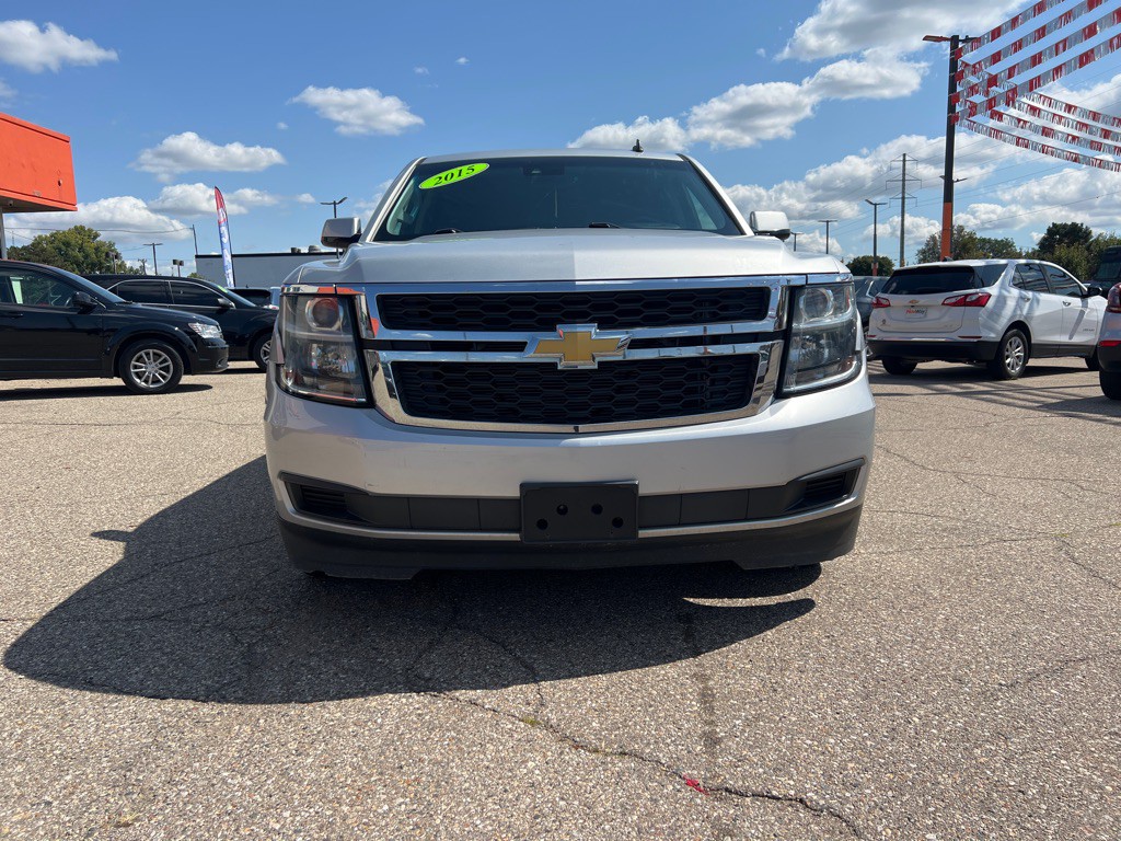 2015 Chevrolet Tahoe Image 2